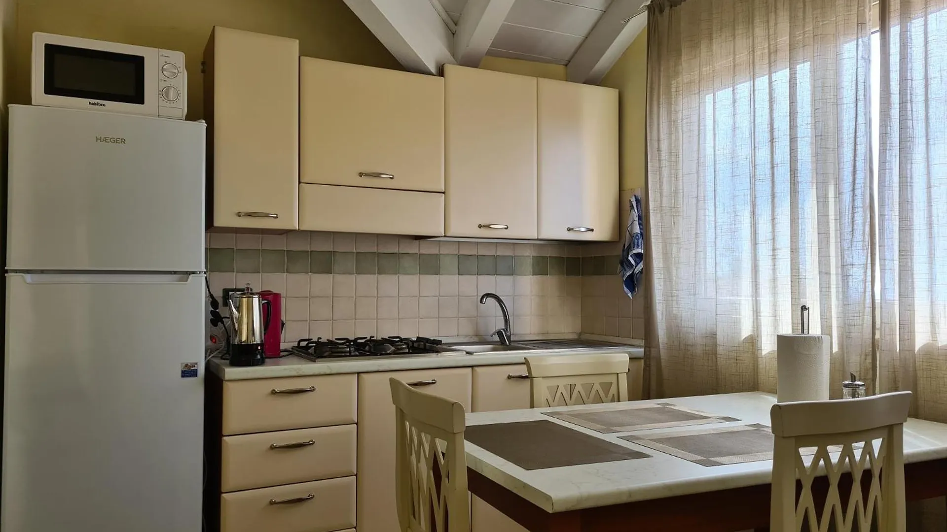 Plaza Top Floor Apartment Santa Maria